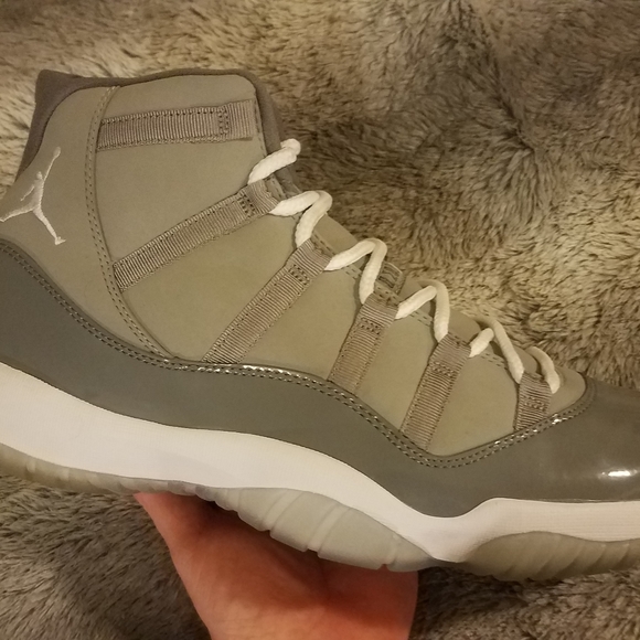 Air Jordan 11 cool grey (2010)